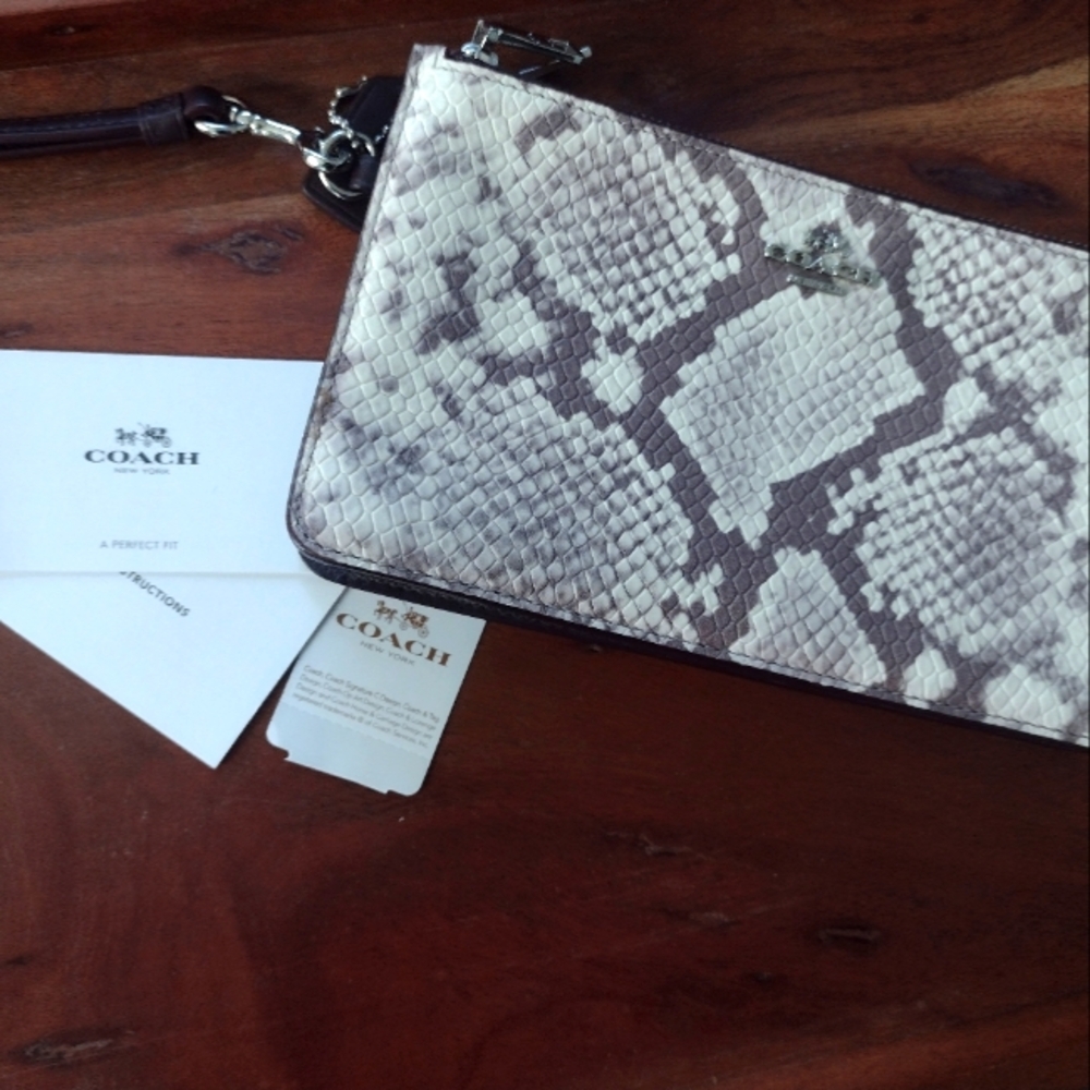 Coach Exotic Python Crosby Clutch Embossed Leather - image 2